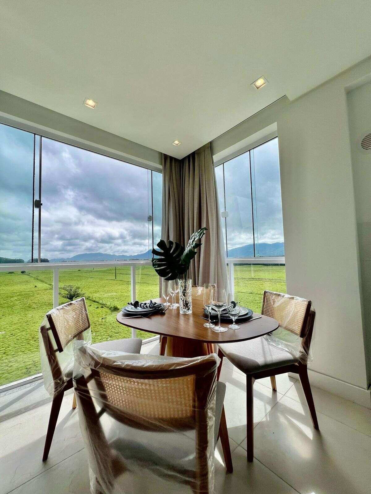 Apartamento à venda com 2 quartos, 60,50m² - Pereque,Porto Belo