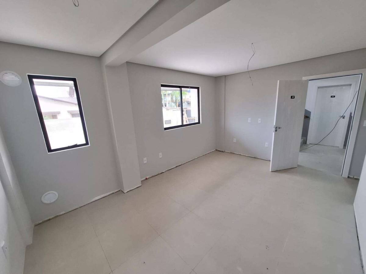 Apartamento | Navegantes SC | 150 mil + saldo 36x - Rubin & Silva Imóveis