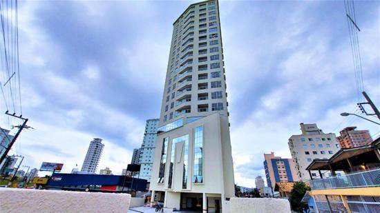 Apartamento à venda com 2 quartos, 70m² - Morretes,Itapema