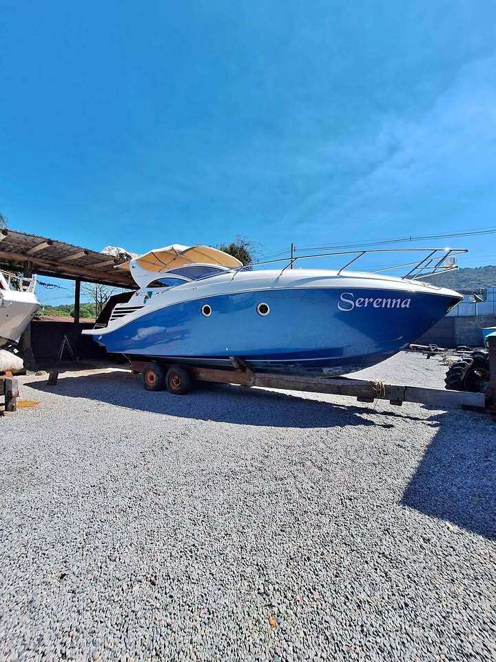 Lancha/Barco à venda - ,