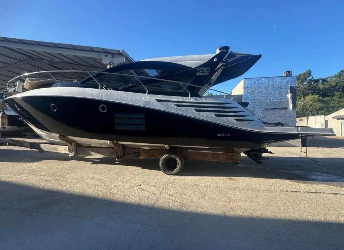 Lancha/Barco à venda - ,