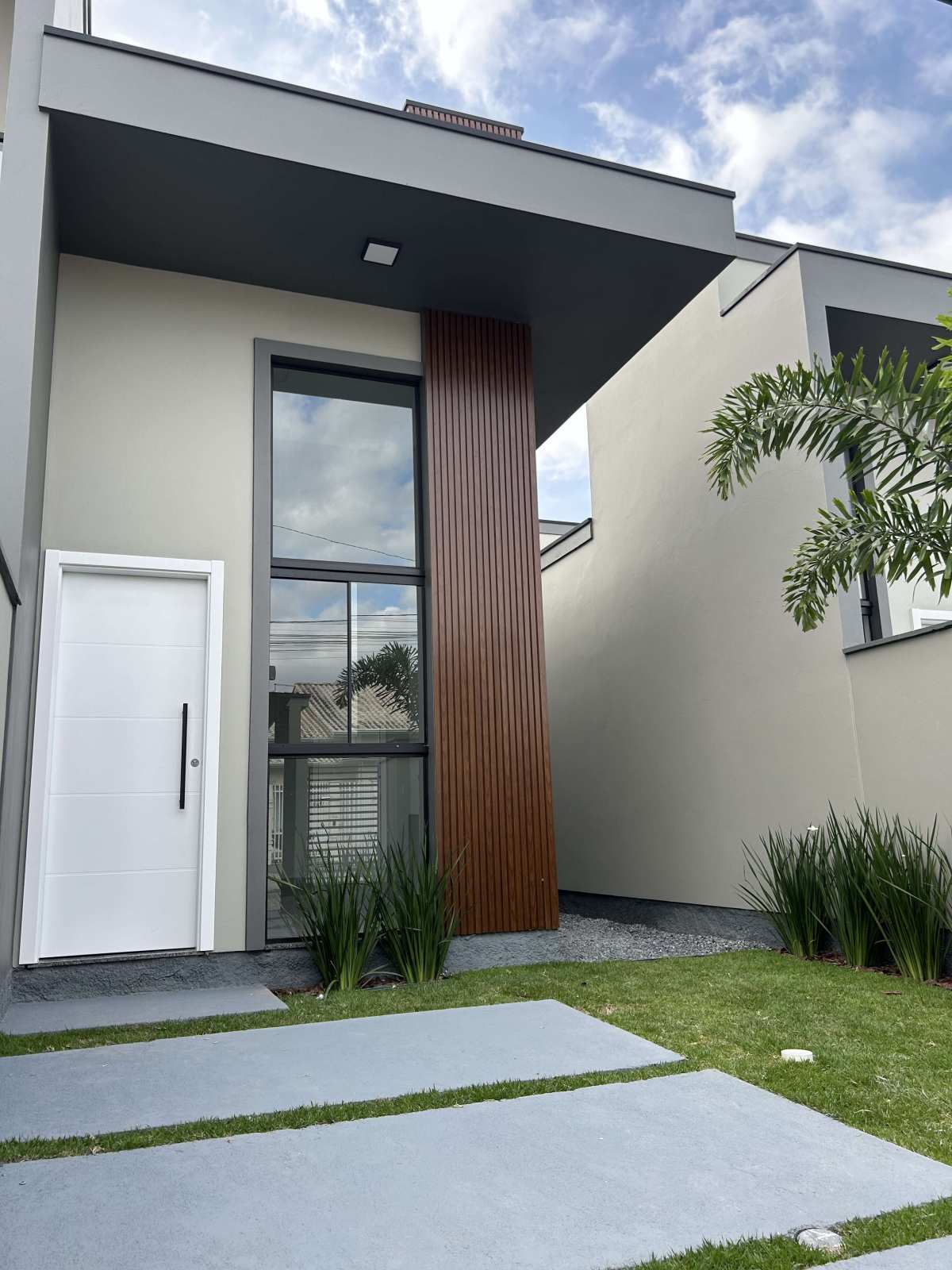 Casa à venda com 2 quartos, 70.8m² - ,Tijucas