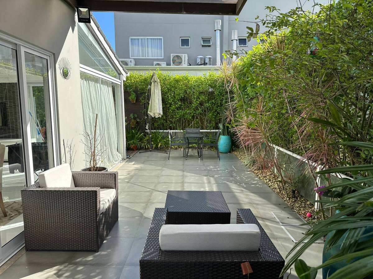 Casa de condomínio à venda com 3 quartos, 150m² - Barra,Balneário Camboriú