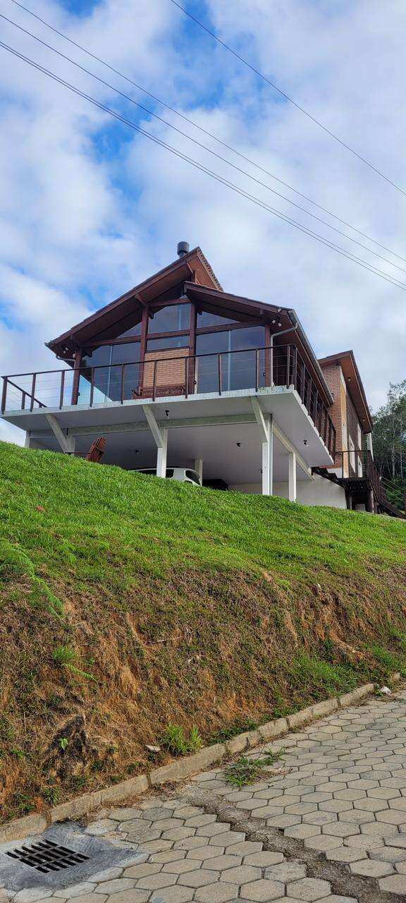 Casa à venda com 3 quartos, 200m² - ,Santo Amaro da Imperatriz