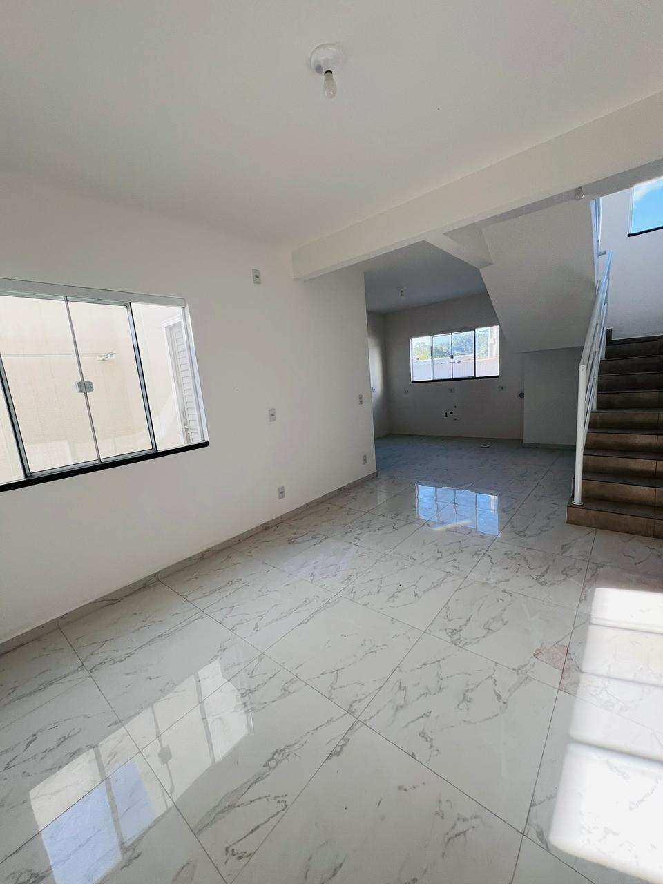 Casa à venda com 2 quartos, 74m² - Gravatá,Navegantes
