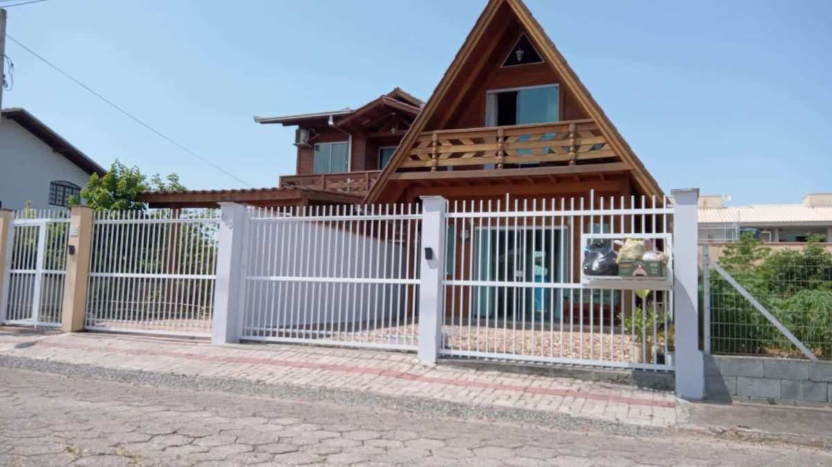  - Casas de Praia | 80m da Praia | Navegantes SC