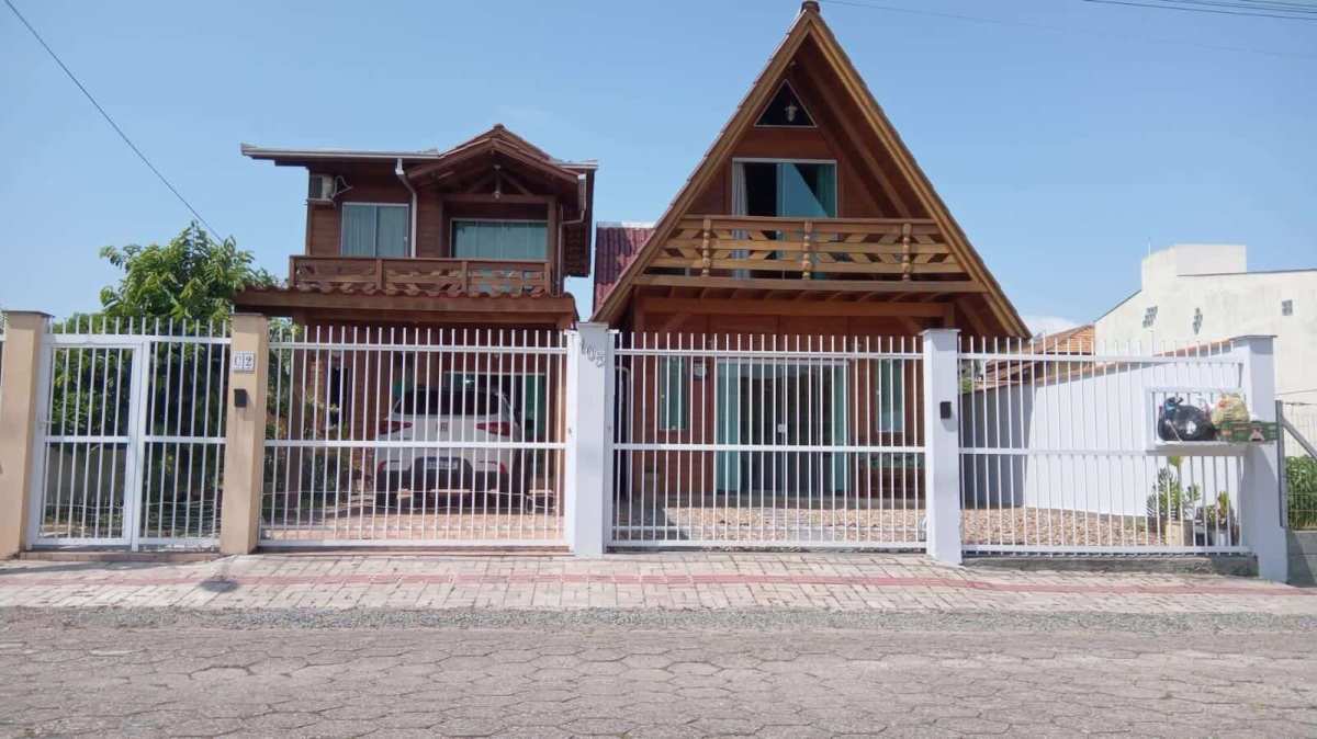  - Casas de Praia | 80m da Praia | Navegantes SC