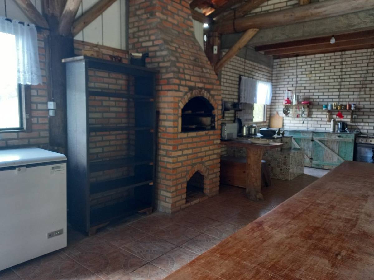  - Chácara c/ Piscina a Venda - Bal. Piçarras SC