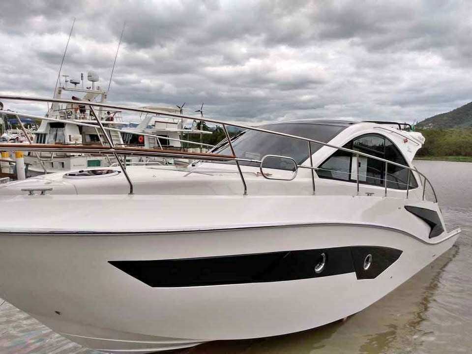 Lancha/Barco à venda - ,