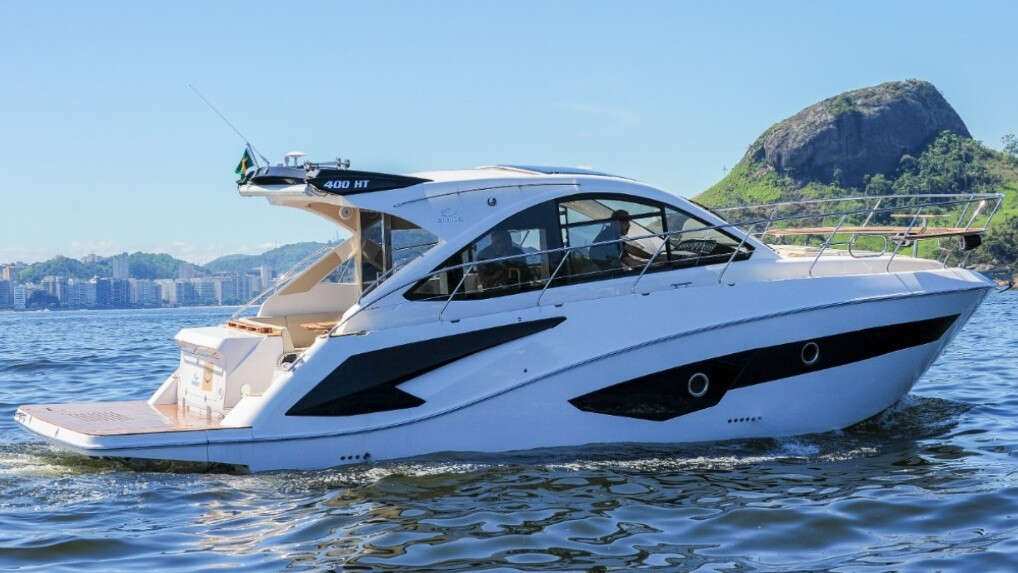 Lancha/Barco à venda - ,