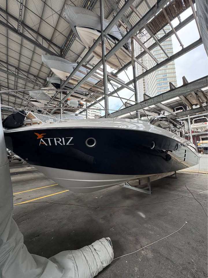 Lancha/Barco à venda - ,