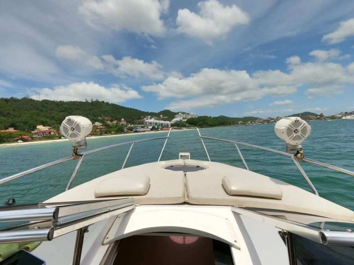 Lancha/Barco à venda - ,