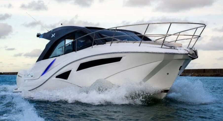 Lancha/Barco à venda - ,