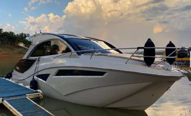 Lancha/Barco à venda - ,