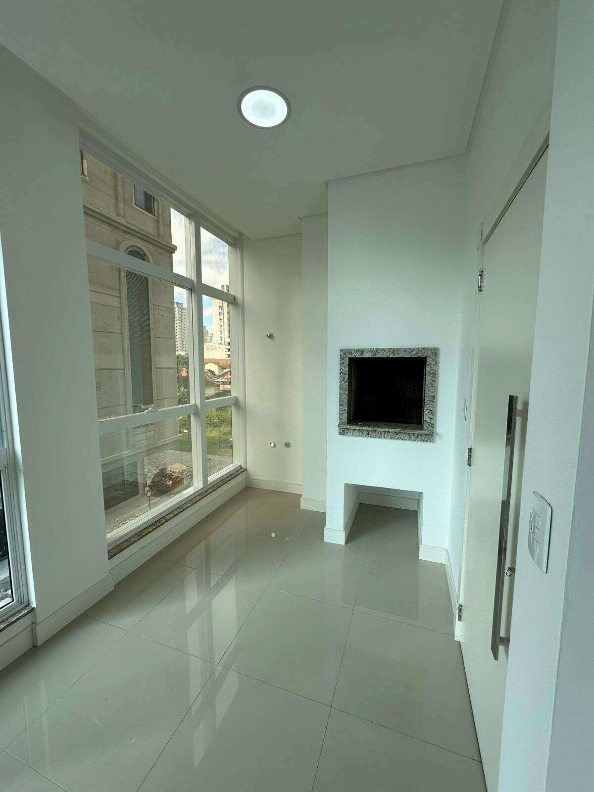  - SANTA MÔNICA RESIDENCE Meia Praia/Itapema SC