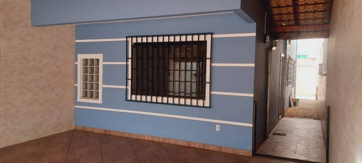 Casa à venda com 3 quartos, 150m² - Sta Regina,Camboriú