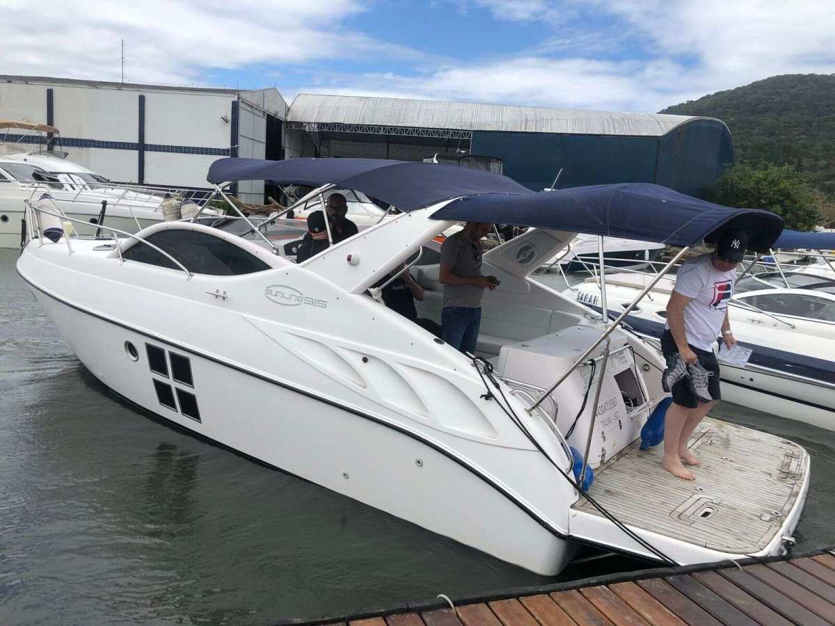 Lancha/Barco à venda - ,