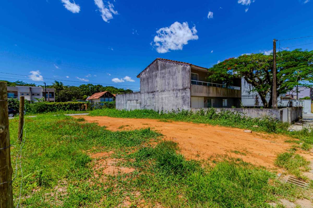  - TERRENO | FRENTE DUAS RUAS | BAL. PIÇARRAS SC